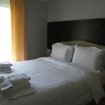 בית הארחה Kyknos De Luxe &