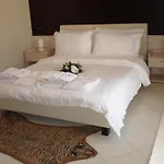 בית הארחה Kyknos De Luxe & 4*