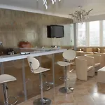 בית הארחה Kyknos De Luxe &