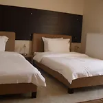 Kyknos De Luxe & 4* קסטוריה