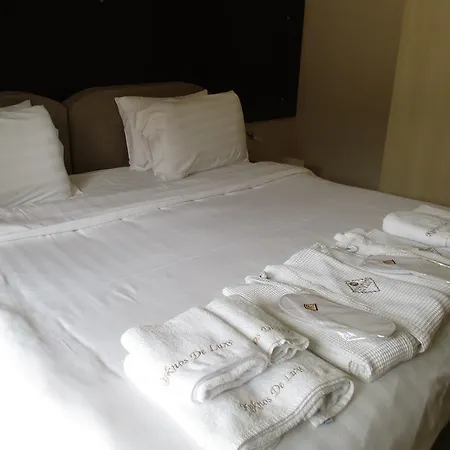 Kyknos De Luxe & 4* Castória