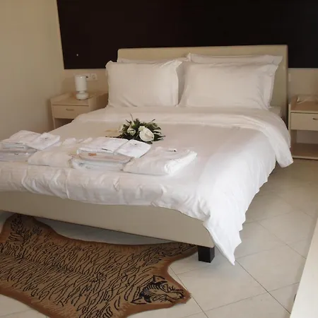 Casa de hóspedes Kyknos De Luxe & 4*
