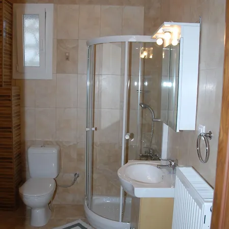 Kyknos De Luxe & Casa de hóspedes 4*