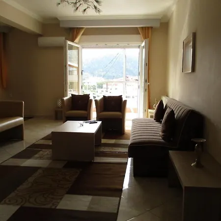 Kyknos De Luxe & 3* Kastoria