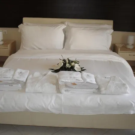 بيت ضيافة Kyknos De Luxe & 4*