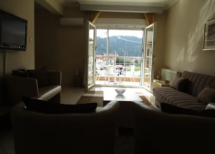 Kyknos De Luxe & 4*