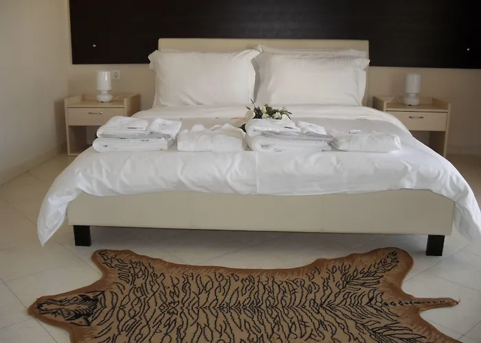 בית הארחה Kyknos De Luxe & קסטוריה