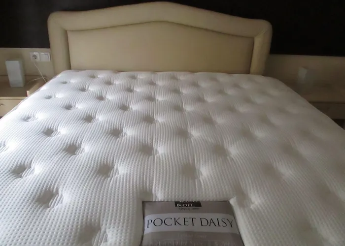 Kyknos De Luxe & 4* קסטוריה