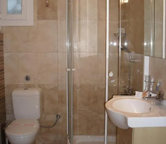 בית הארחה Kyknos De Luxe & קסטוריה